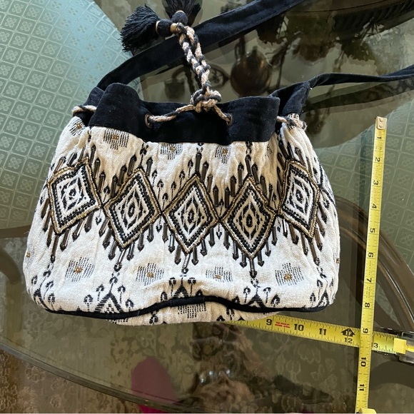 Crossbody Black White Fabric Bucket Boho Style Tote Bag Purse - Picture 2 of 7